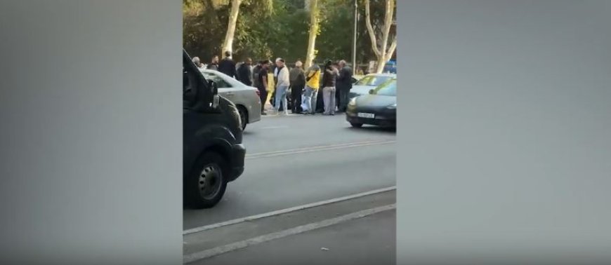 რამდენიმე წუთის წინ კოსტავას ქუჩაზე ავარია მოხდა - თვითმხილველის კადრები (ვიდეო)