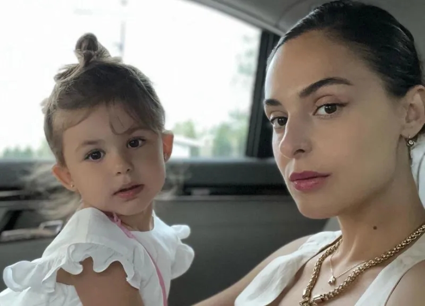 მომილოცეთ ❤️ ელის მარიას ”ძამიკო” ეყოლება, მიშას საჩუქარია… 😱😱 ნახეთ სოფოს ნიჟარაძის ოჯახში მატებაა, მოულოდნელი ინფორმაცია იხილეთ კომენტარში 👇👇👇