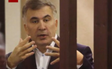 "ვერ გავჩუმდები და მაინც ვდგამ ამ ნაბიჯს! ვიცი, რომ ჩემი ეს მიმართვა ახალ რეპრესიებს და ე.წ. სასჯელებს გამოიწვევს ჩემ მიმართ" - მიხეილ სააკაშვილი განცხადებას ავრცელებს