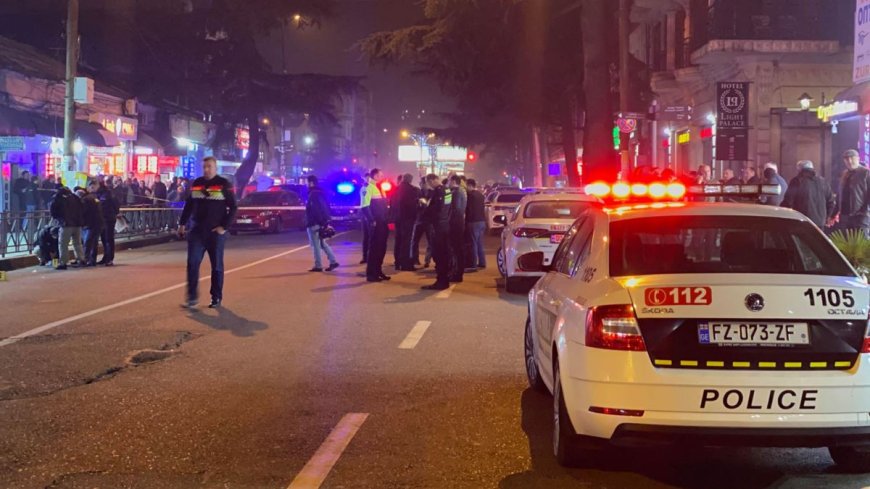 ცოტახნის წინ საშინელი ავარია მოხდა ხონში, ერთი მანქანა ამობრუნდა , რა ვითარებაა ადგილზე, ვცელდება ვიდეო კადრები (ვიდეო)