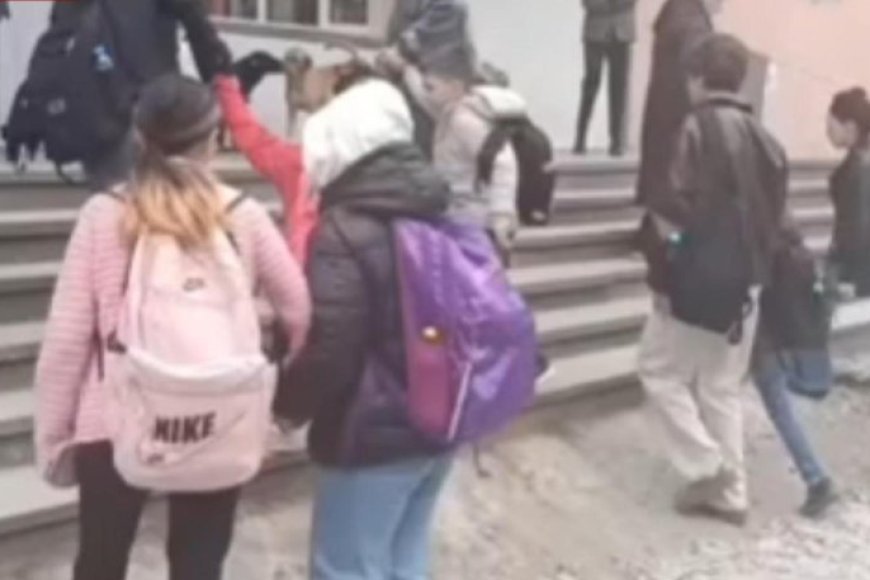 რა ჩანს კადრებში, რომლებიც გლდანის ერთ-ერთ საჯარო სკოლასთან მშობელმა დააფიქსირა ? - "მოახდინეთ სწრაფი რეაგირება, რომ შევძლოთ სკოლის ეზოში მშვიდად გადაადგილება