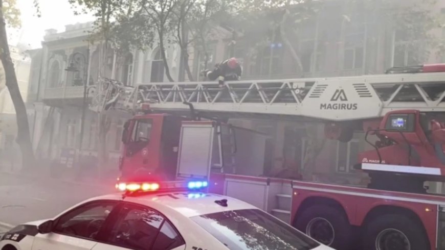 ამ წუთებში თბილისის სკოლაში ხანძარია 😱 ეს რა ხდება ადგილზე სამაშველოა მობილიზირებული ⁉️ ვიდეო ნახეთ კომენტარში👇👇👇