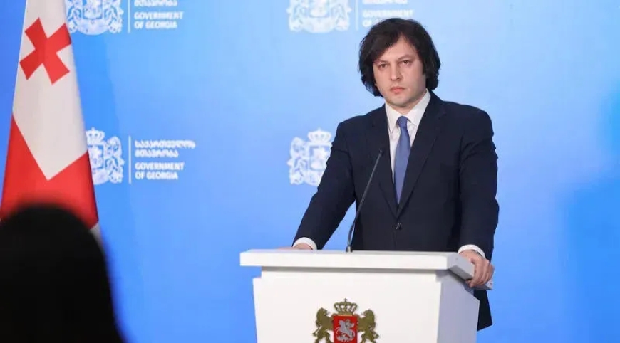 საგანგებო ბრიფინგი რომელიც ახლახანს გავრცელდა, ამ წუთებში ირაკლი კობახიძე განცხადებას აკეთებს რახდებაა ამას ვინ იფიქრებდა