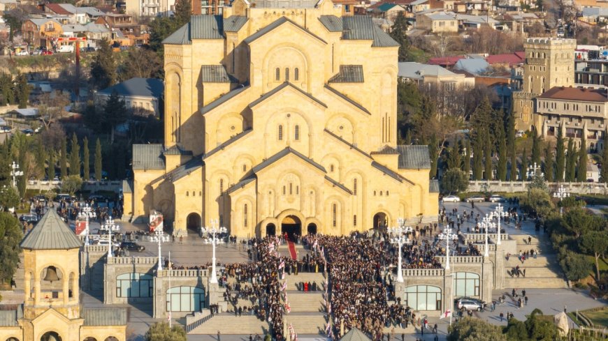 ახლახანს ეს ინფორმაცია ნახეთ ყველამ  განახლებული ინფორმაცია მათთვის, ვინც, სამებაში, პატრიარქის სამძიმარზე მისვლას აპირებს (ვიდეო)